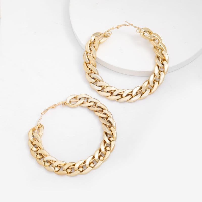 pendientes dorados grandes