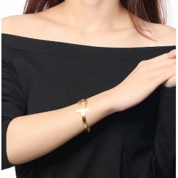 Encanto Dorado: Pulsera con el Símbolo Egipcio Llave de la Vida en Acero Inoxidable