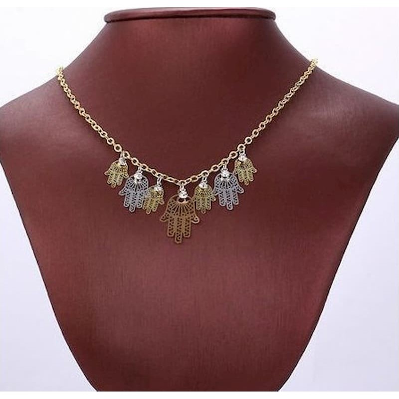collar con colgantes mano de Fátima