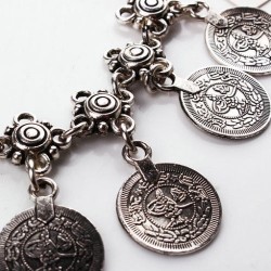 Pulseras de acero chapada en plata envejecida con diseño de monedas