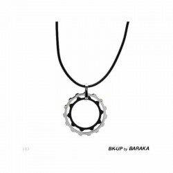 Collar de acero inoxidable diseño rueda de la marca By Baraka