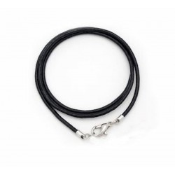 Collar con colgante de tres perlas blancas de 7 mm de diámetro
