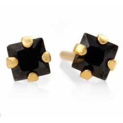 Elegancia y sofisticación: pendientes cuadrados de plata chapados en oro 18k