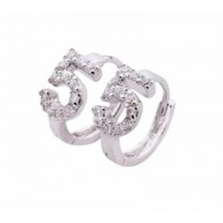 Pendientes de mujer fabricados en plata de ley 925 diseñados con el número cinco