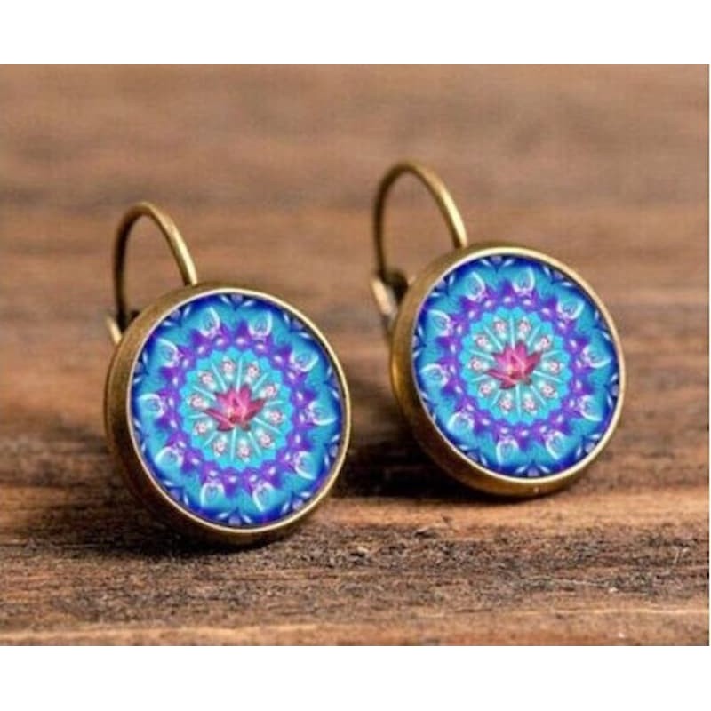 Pendientes de bronce con diseño esmaltado mandala