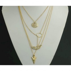 Collar de cuatro capas con cadenas chapadas en oro 18k diseñado con flechas