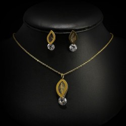 Conjunto de collar y pendientes chapados en oro con circonias grandes y diseño hoja