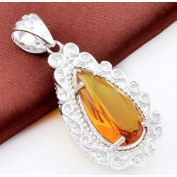 Colgante con piedra símil...