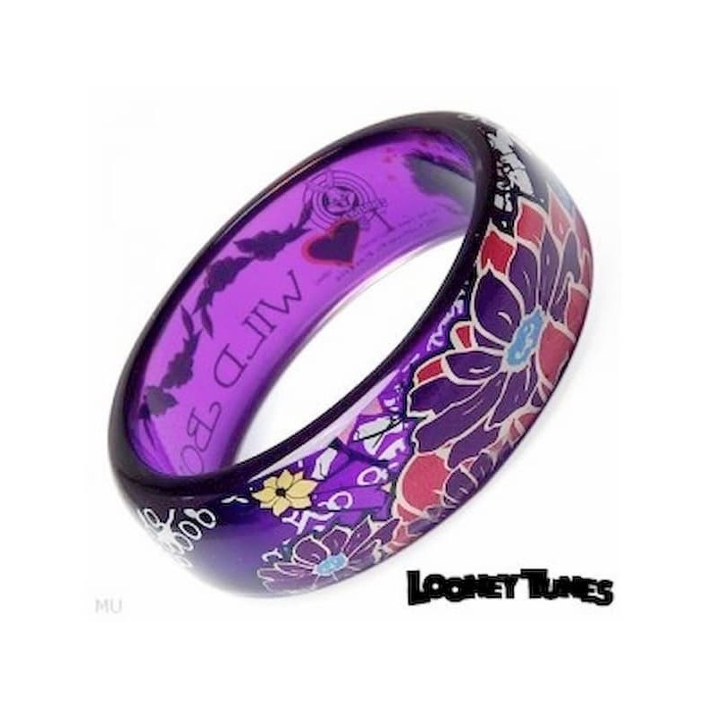 Brazalete de mujer fabricado en resina pulida de color púrpura vibrante con acabado brillante.