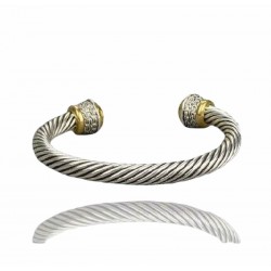 Pulsera rígida chapada en plata con bordes dorado diseño media Luna