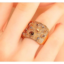 Original Anillo de gran tamaño chapado con piedras de colores
