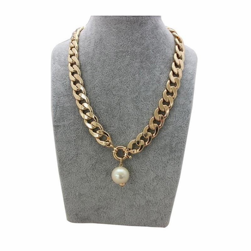 Collar muy fino fabricado en aluminio dorado con perla blanca para mujer