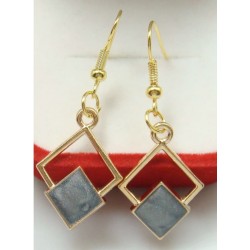 Pendientes de acero esmaltados diseñados con Dos rombos