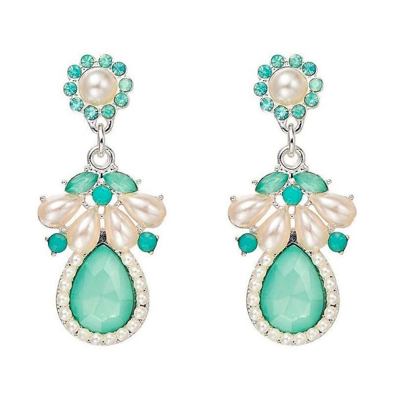 Pendientes de acero chapados en plata diseñados con piedras de color verde y perlas blancas