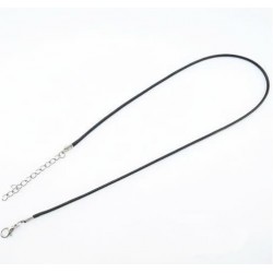 Colgante collar de acero inoxidable diseñado en forma de cruz