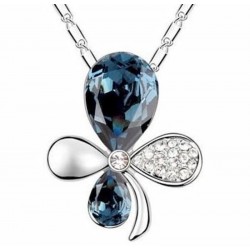 Collar para mujer con cadena de 42 cm de largo diseñada con una Flor de cristales azul y blanco