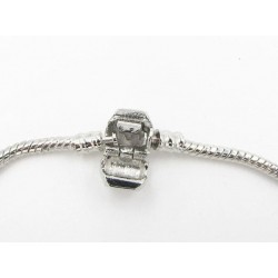 Pulsera de acero chapada en plata con abalorios de cristal rojo