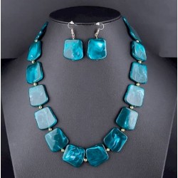 Conjunto de collar y...