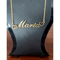 Collar con nombre María...