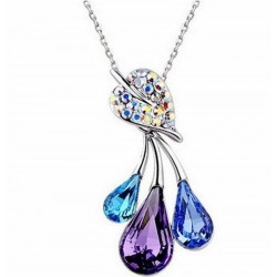 Collar para mujer en acero bañado en plata diseñado con tres Lágrimas de cristal azul