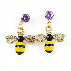 Pendientes de mujer diseñados con abejas de la marca Betsey Johnson