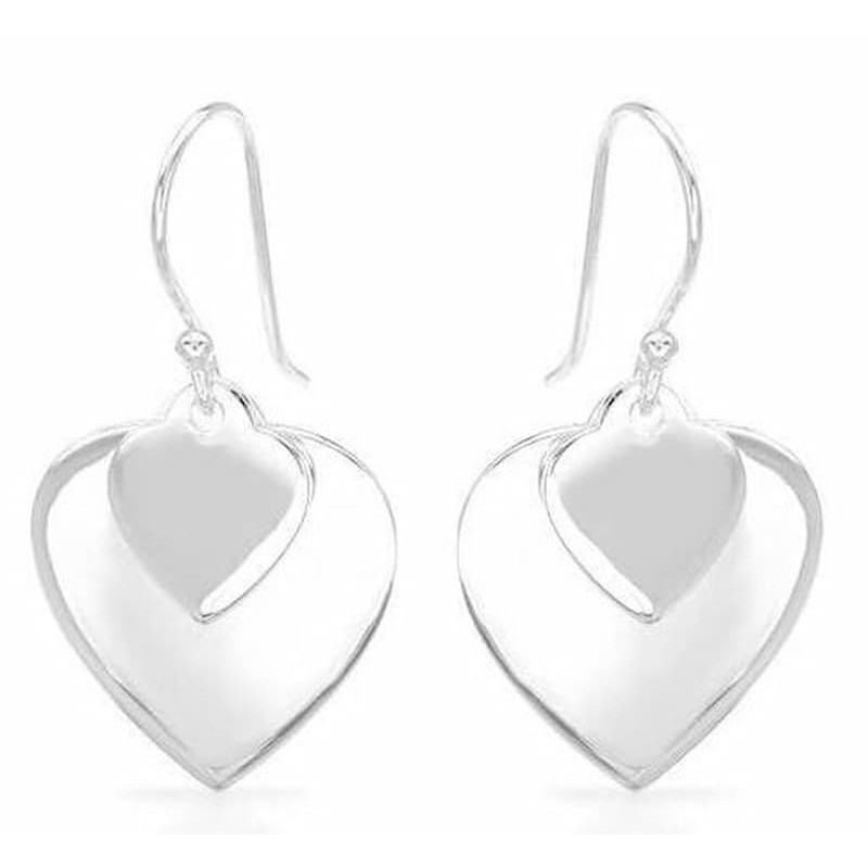 Pendientes de plata de ley diseñados con dos corazones