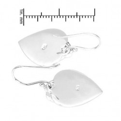 Pendientes de plata de ley diseñados con dos corazones