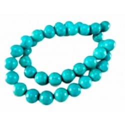 Hilo de piedras turquesas...
