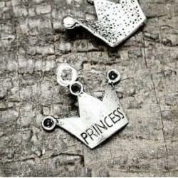 25 COLGANTES CORONA "PRINCESS"