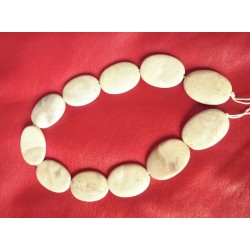 Hilo de turquesas ovales...