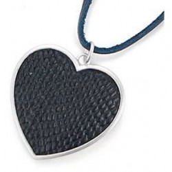 Collar grande de piel con...