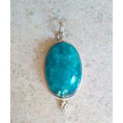 Colgante con piedra azul