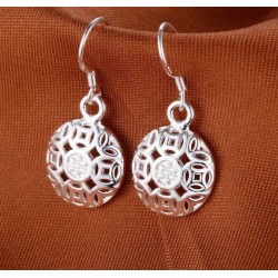 Pendientes de acero bañados en plata con colgante redondo