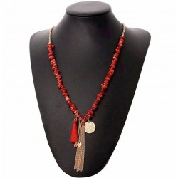 Collar con piedras simil coral con borla y cadenas