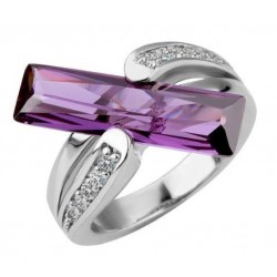 Anillo chapado en platino...