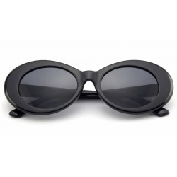 Gafas de sol negras de diseño ovalado retro tipo Nirvana con montura técnica resistente y protección UV.