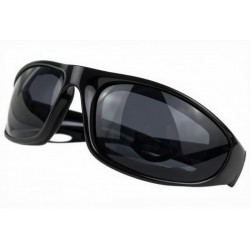 Gafas de sol negras para motorista con protección acolchada interior y montura técnica resistente.