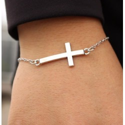Pulsera con cruz horizontal bañada en plata