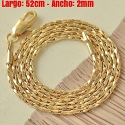 Cadena fina de diseño exclusivo con acabado en oro de alta calidad y 2 milímetros de grosor.