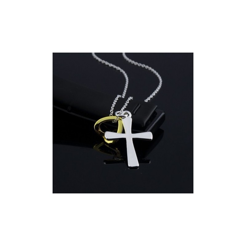 Collar con cruz y corazón 