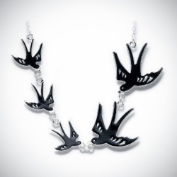 collar de pajaros golondrina