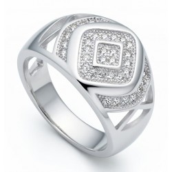 Anillo de acero con recubrimiento de plata