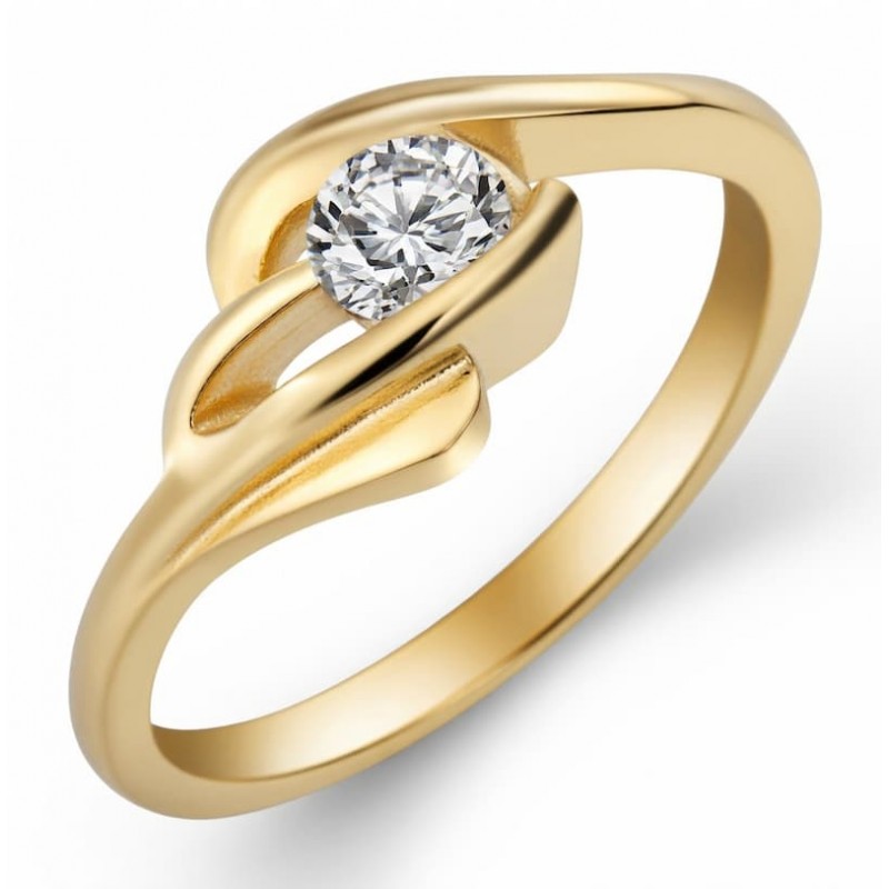 Anillo de mujer en acabado dorado