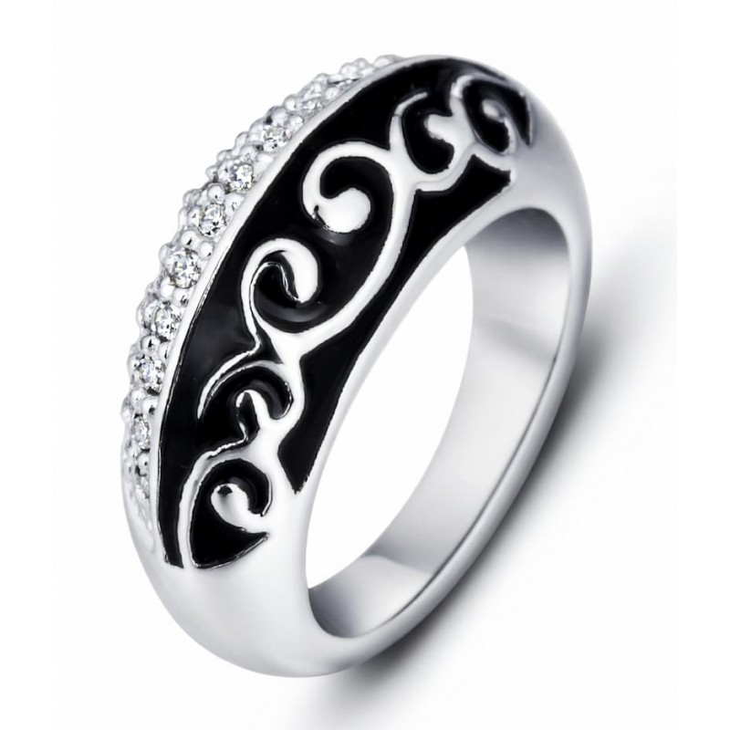Anillo de acero inoxidable bañado en rodio