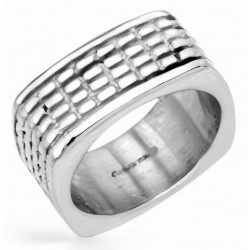Anillo para hombre fabricado en acero inoxidable