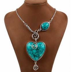 Collar de estilo vintage con colgante turquesa
