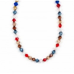 collar de mujer con piedras de colores