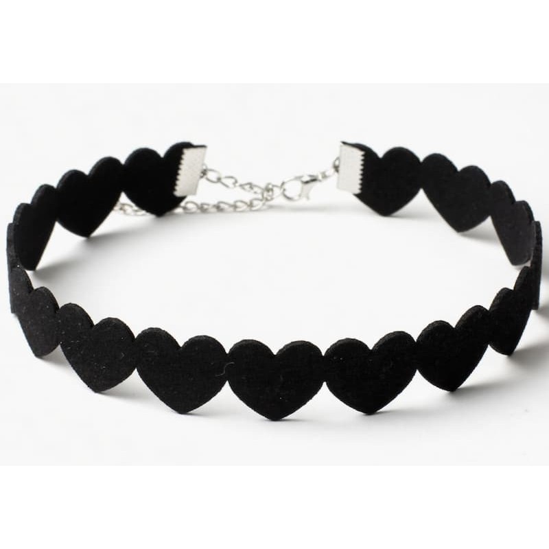 Gargantilla tipo choker de color negro en símil piel