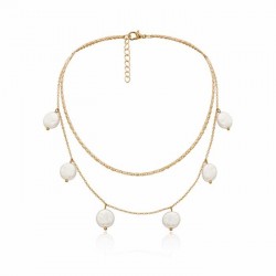 Elegancia Multicapa: Collar Gargantilla con Perlas y Cadena Chapada en Oro de 18k